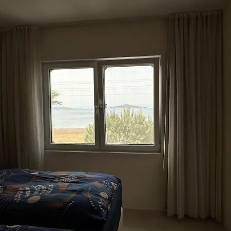 Villa Relaxing By The