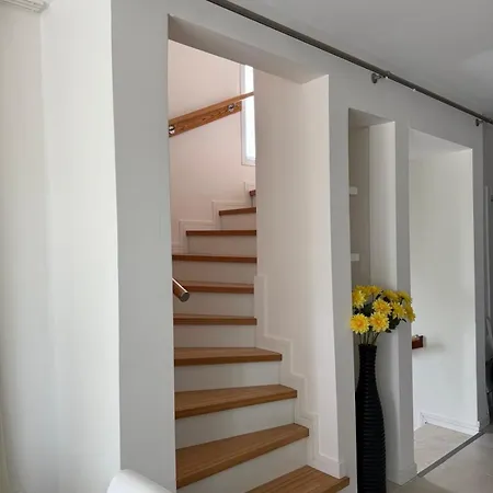 Villa Relaxing By The *