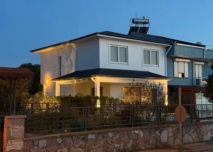 Villa Relaxing By The